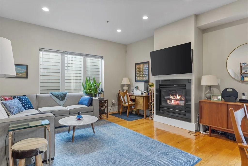 2 bed, 2 bath apartment for rent at 200 Silver St Unit 5, South Boston — photo 5 of 19