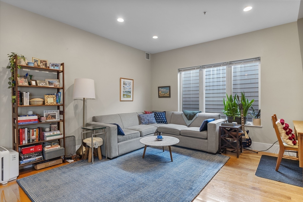 2 bed, 2 bath apartment for rent at 200 Silver St Unit 6, South Boston — photo 7 of 19