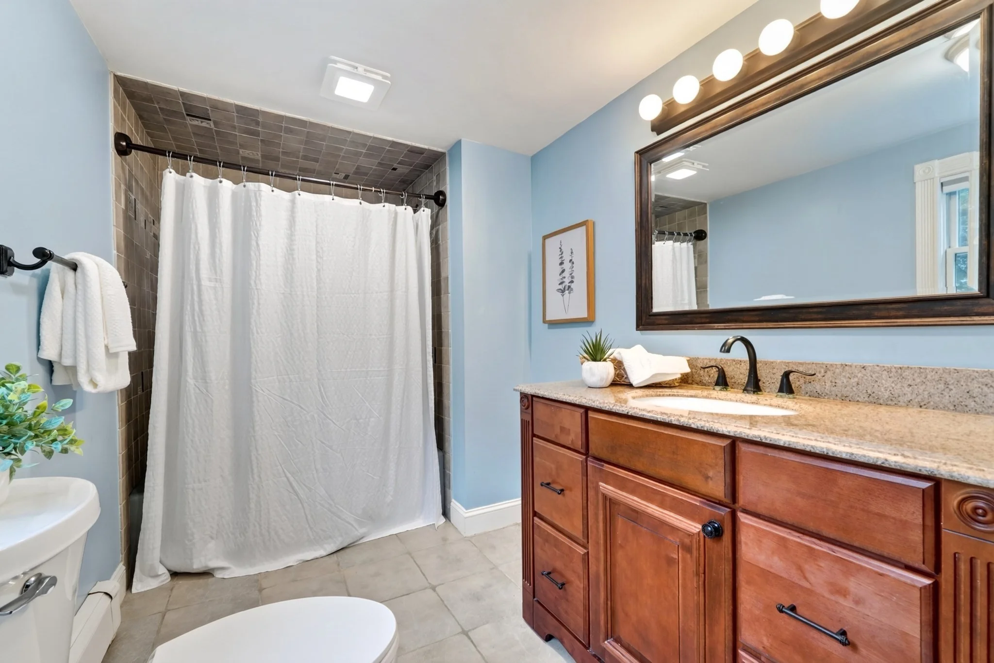 4 bed, 2 bath apartment for rent at 200 South Rd, Bedford — photo 16 of 31