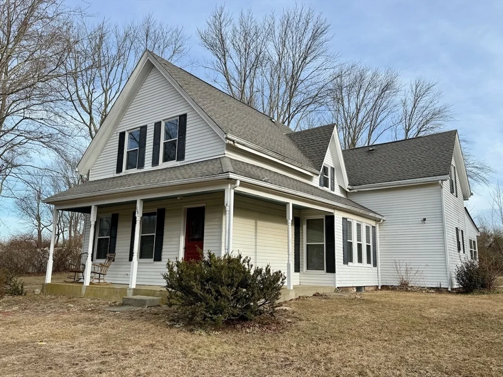 2 bed, 1 bath apartment for rent at 200 South St Unit 1, West Bridgewater — photo 3 of 19