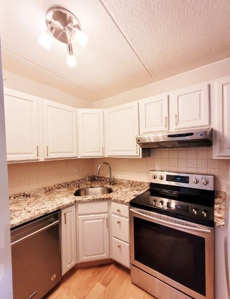 2 bed, 1 bath apartment for rent at 200 Swanton St Unit 239, Winchester — photo 2 of 13