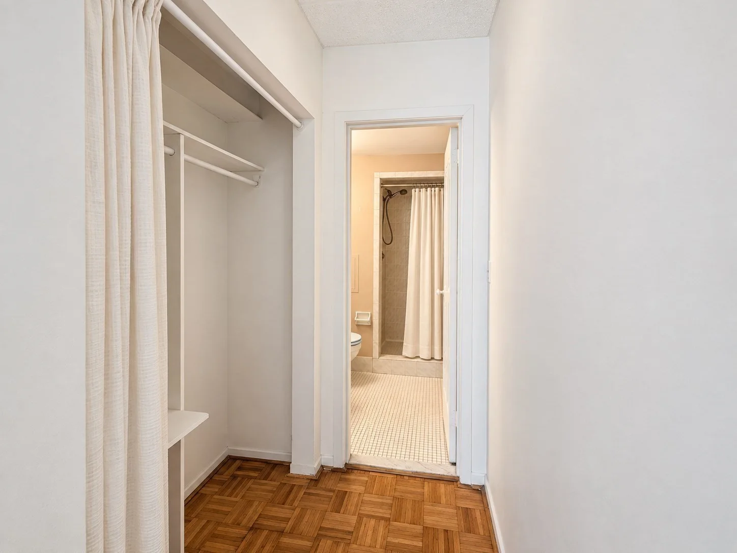 1 bed, 1 bath apartment for rent at 200 Swanton St Unit 240, Winchester — photo 5 of 16