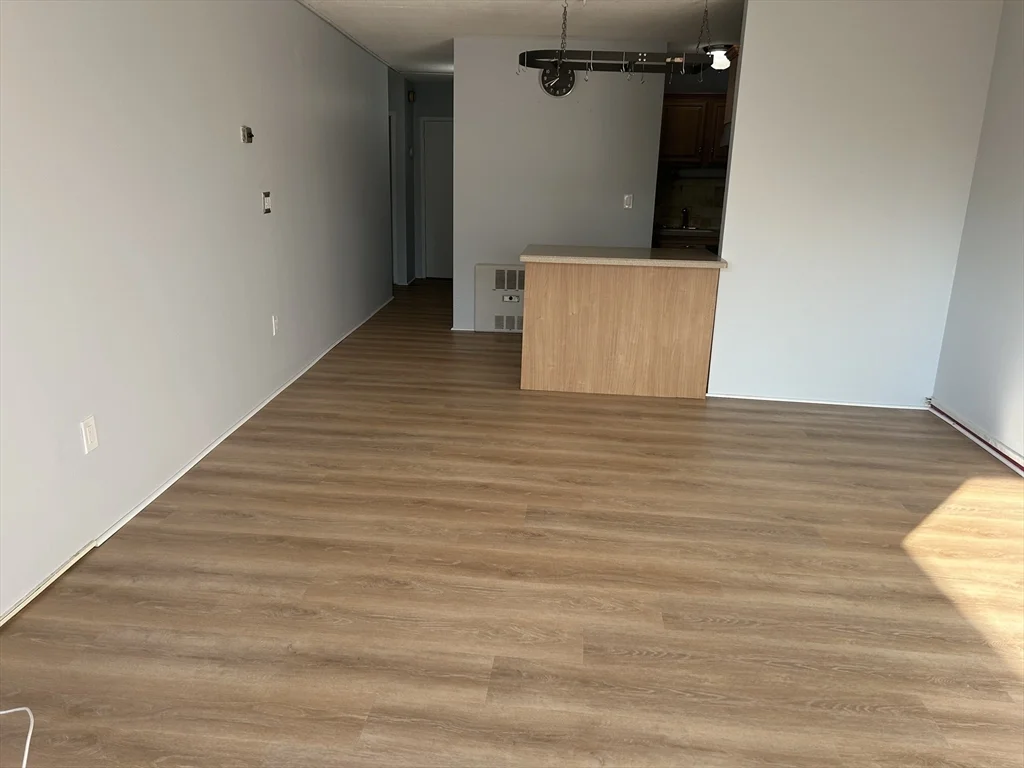 2 bed, 1 bath apartment for rent at 200 Swanton St Unit 435, Winchester — photo 4 of 11