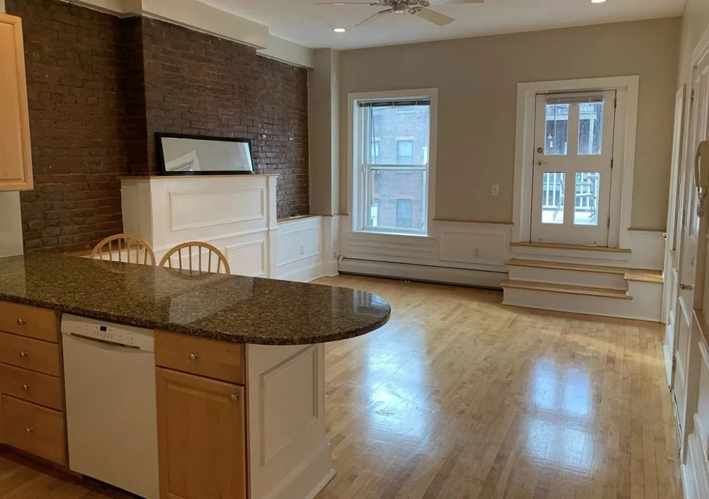 2 bed, 1 bath apartment for rent at 200 W Springfield St Unit 2, South End — photo 6 of 17