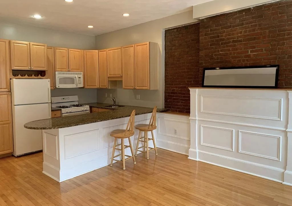 2 bed, 1 bath apartment for rent at 200 W Springfield St Unit 2, South End — photo 9 of 17