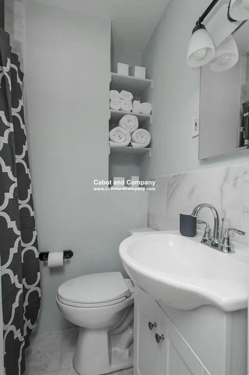 1 bed, 1 bath apartment for rent at 200 Warren Ave Unit 4, South End — photo 6 of 7