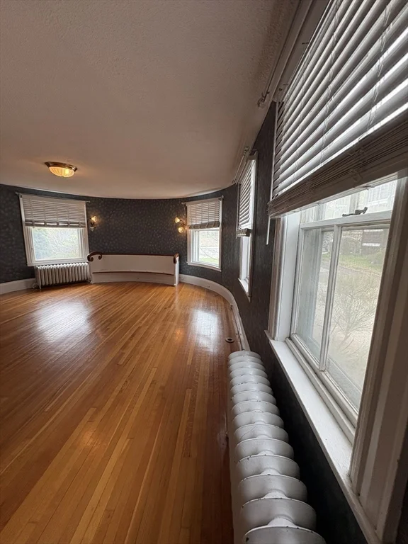 4 bed, 2 bath apartment for rent at 200 Washington St Unit 1, Brighton — photo 14 of 33