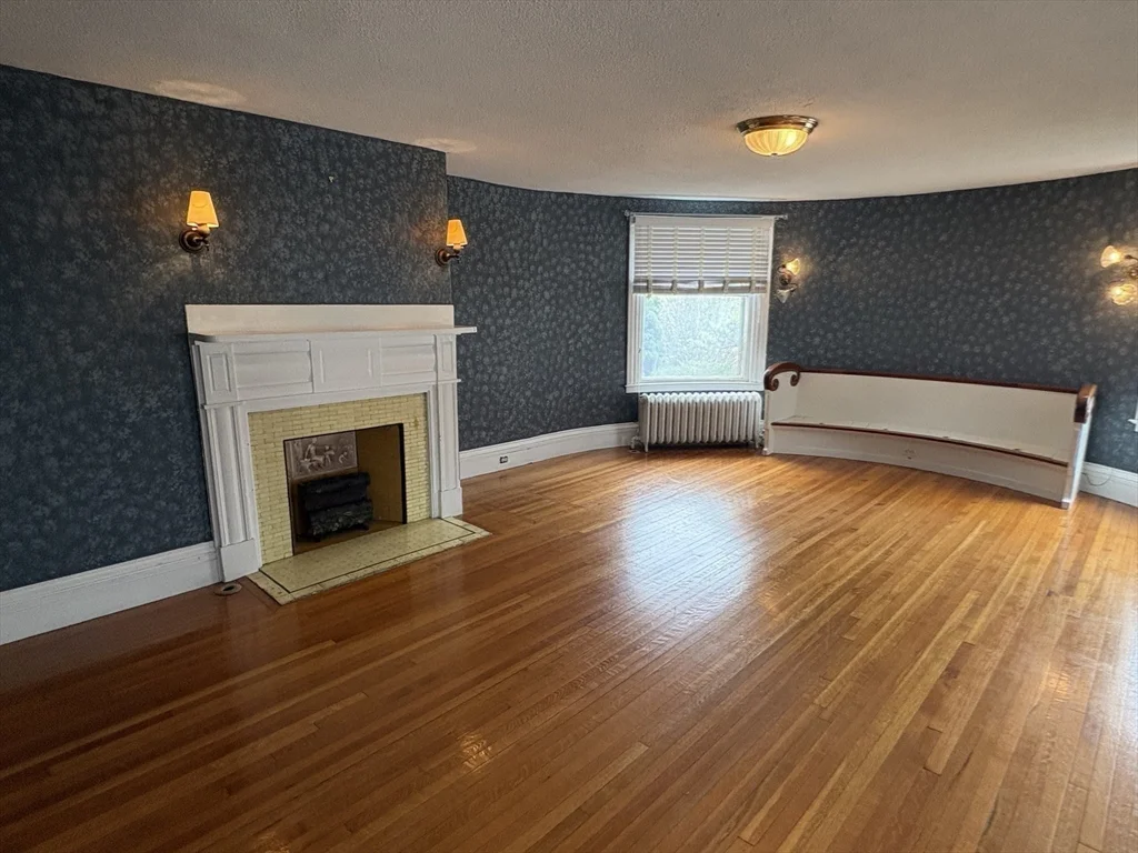 4 bed, 2 bath apartment for rent at 200 Washington St Unit 1, Brighton — photo 15 of 33