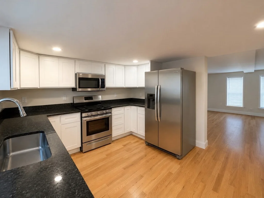2 bed, 2 bath apartment for rent at 200 Wheeler Unit 1, Methuen — photo 7 of 27
