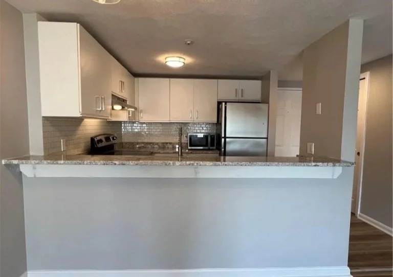 2 bed, 2 bath apartment for rent at 200 Woodlawn Ave Unit 206, North Providence — photo 3 of 23