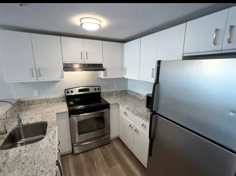 2 bed, 2 bath apartment for rent at 200 Woodlawn Ave Unit 206, North Providence — photo 6 of 23