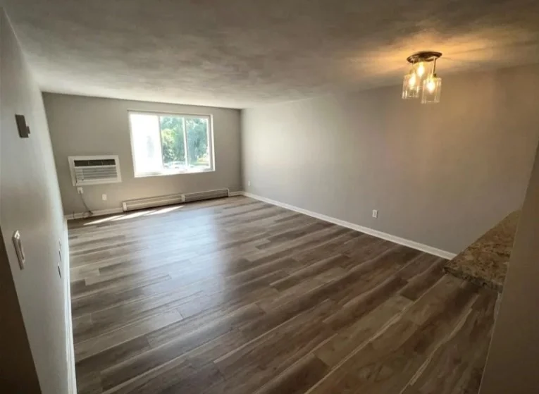 2 bed, 2 bath apartment for rent at 200 Woodlawn Ave Unit 206, North Providence — photo 5 of 23