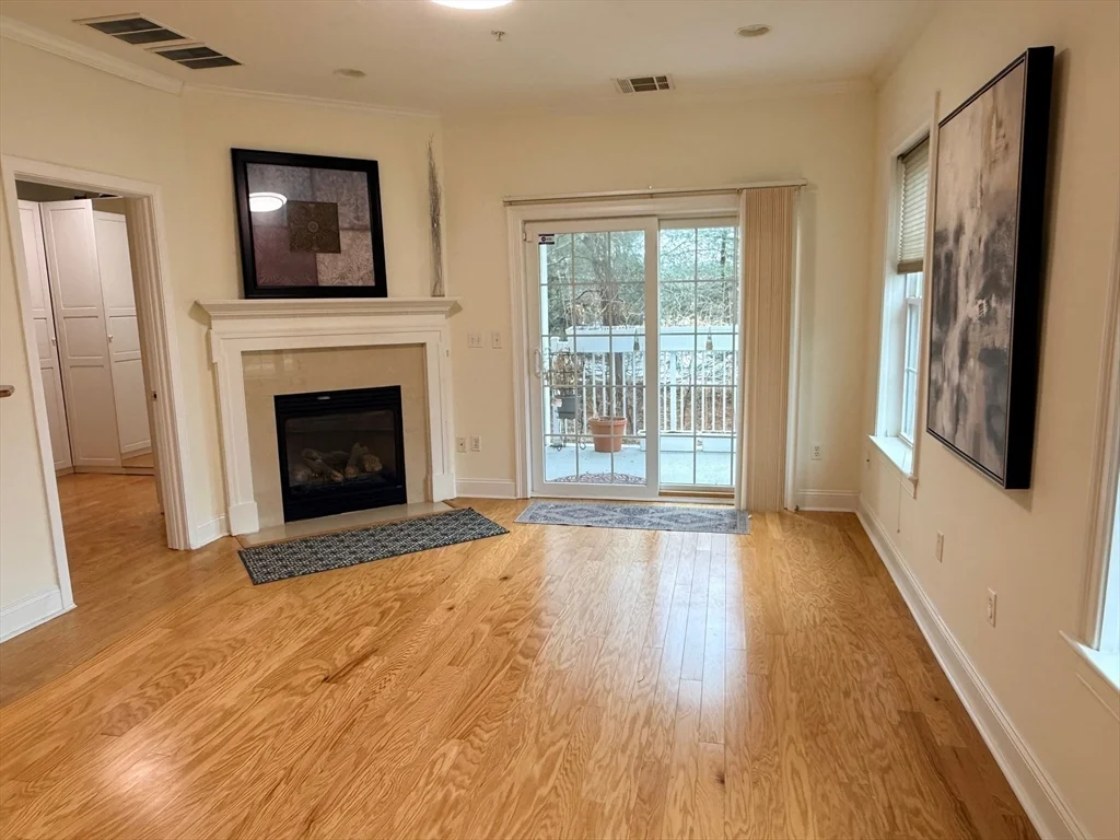 2 bed, 2 bath apartment for rent at 2000 Davenport Ave Unit 2107, Canton — photo 5 of 36