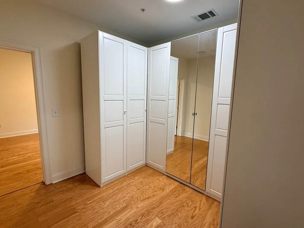 2 bed, 2 bath apartment for rent at 2000 Davenport Ave Unit 2107, Canton — photo 16 of 36