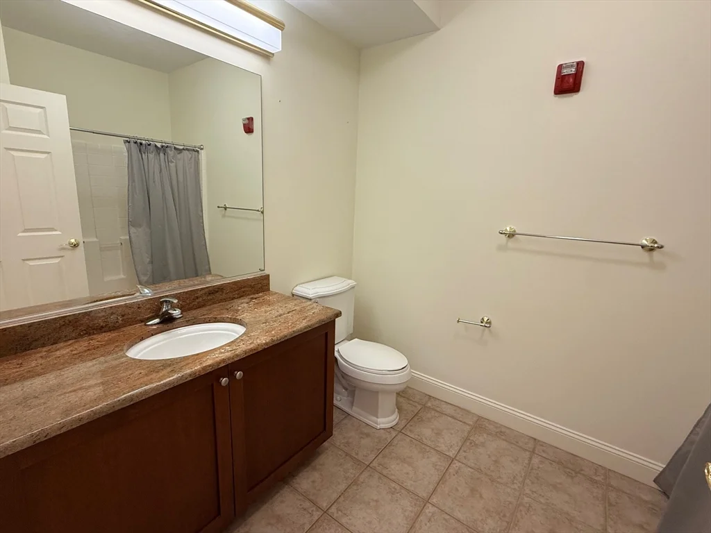 2 bed, 2 bath apartment for rent at 2000 Davenport Ave Unit 2107, Canton — photo 29 of 36