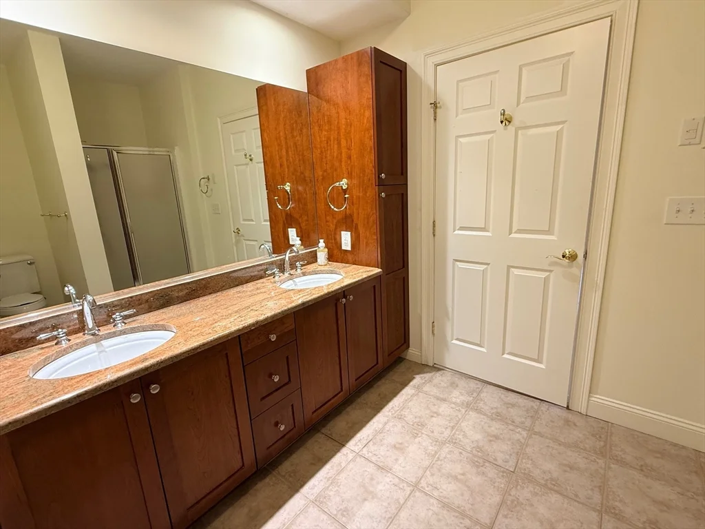 2 bed, 2 bath apartment for rent at 2000 Davenport Ave Unit 2107, Canton — photo 23 of 36