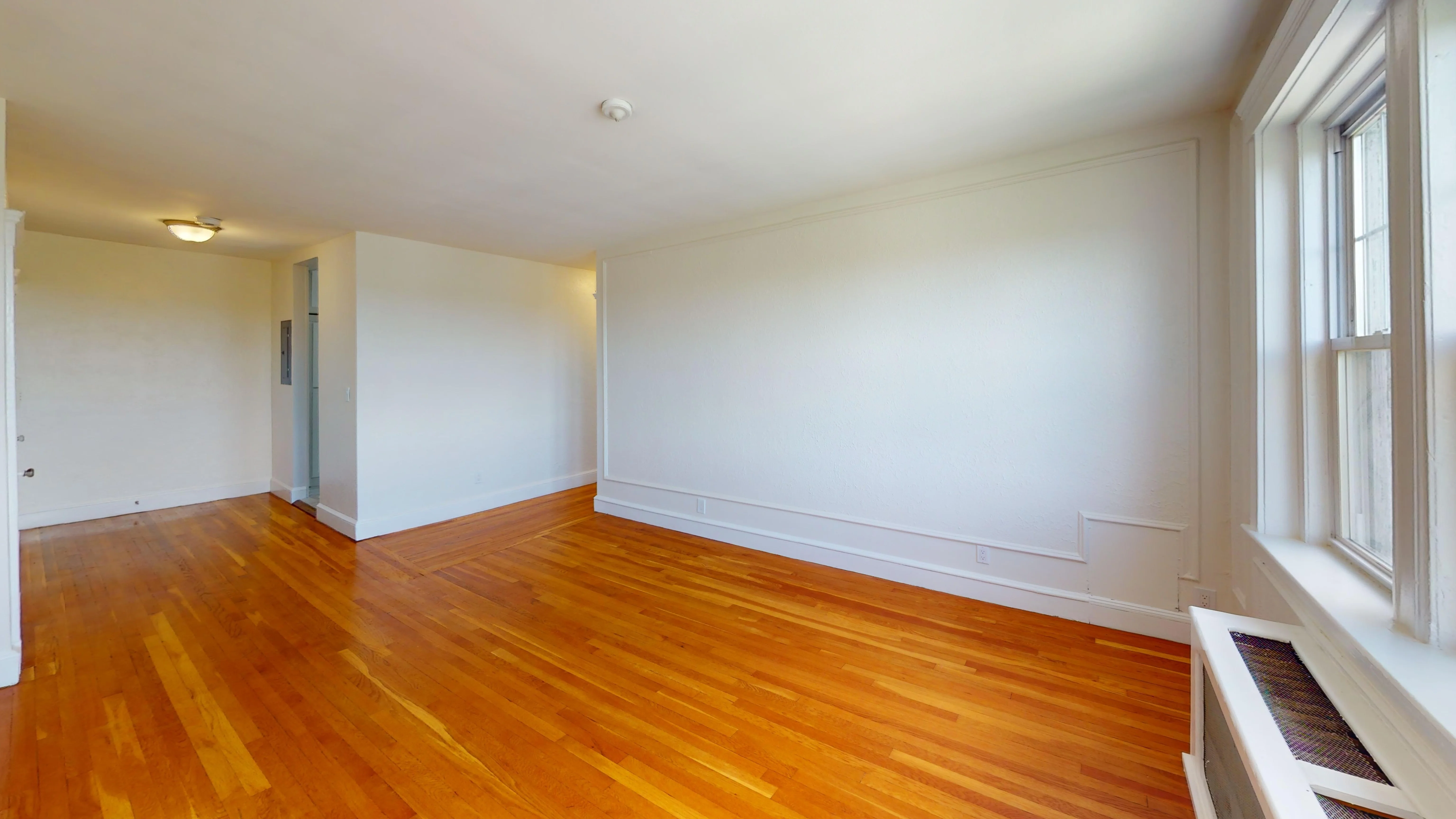 2 bed, 1 bath apartment for rent at 2001 Commonwealth Ave Unit 34, Brighton — photo 3 of 9