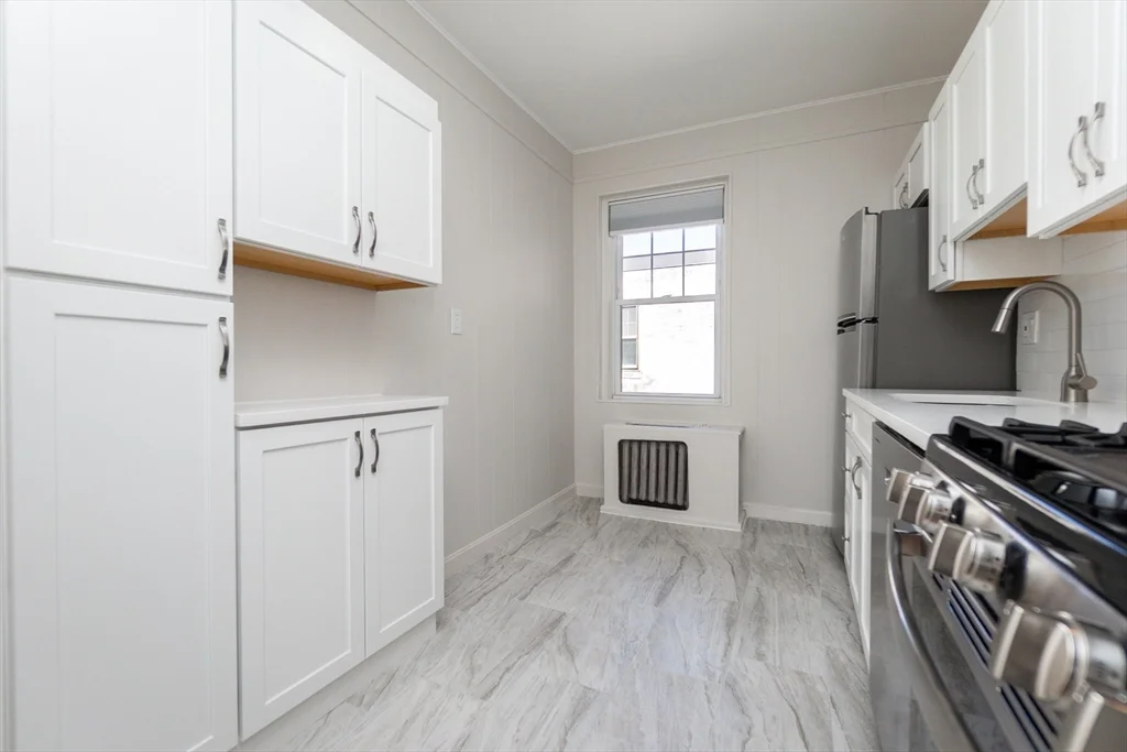 2 bed, 1 bath apartment for rent at 2001 Commonwealth Ave Unit 34, Brighton — photo 7 of 12