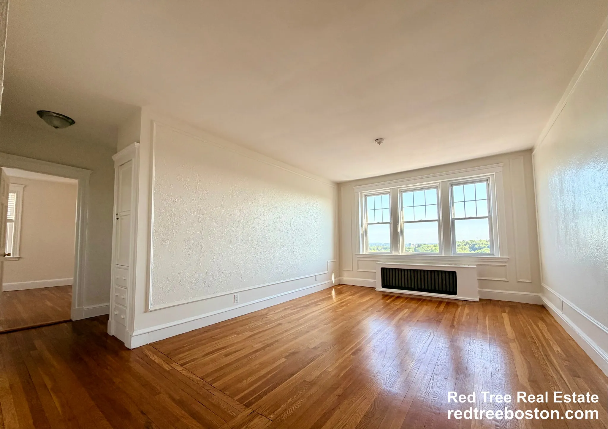 2 bed, 1 bath apartment for rent at 2001 Commonwealth Ave Unit 34A, Brighton — photo 4 of 9