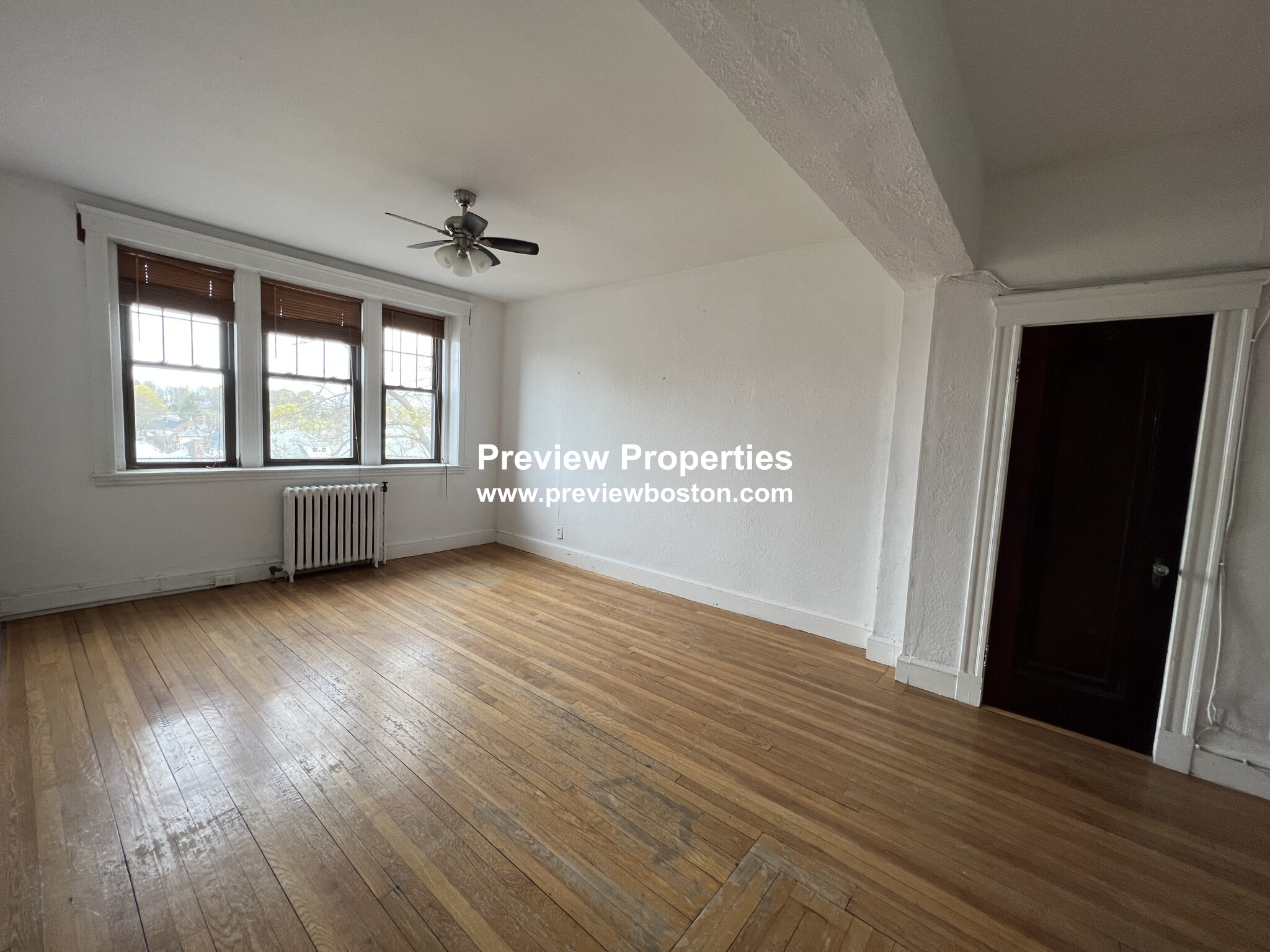 2 bed, 1 bath apartment for rent at 2001 Commonwealth Ave Unit 4, Brighton — photo 5 of 16