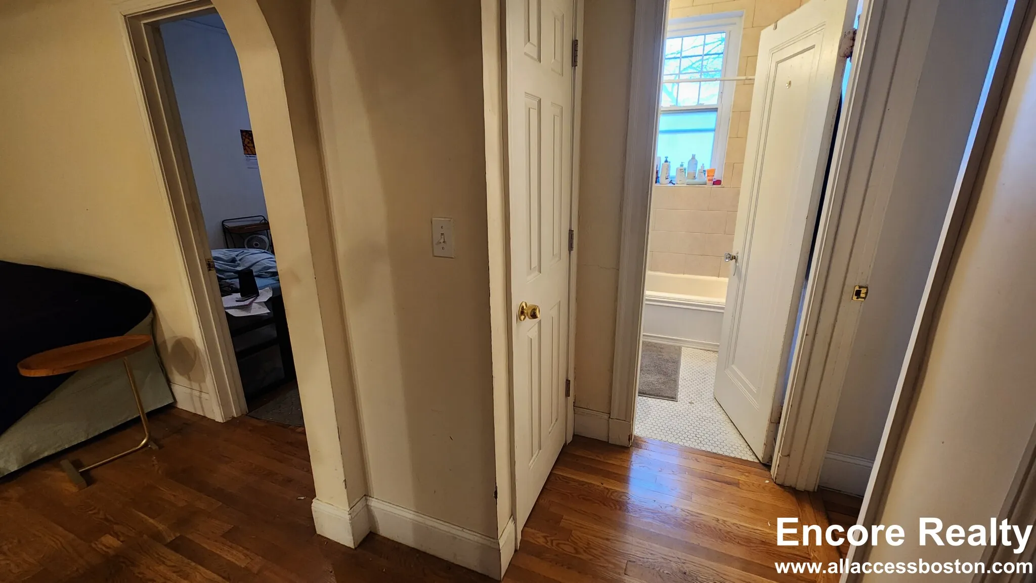 3 bed, 1 bath apartment for rent at 2001 Commonwealth Ave Unit 5, Brighton — photo 16 of 16