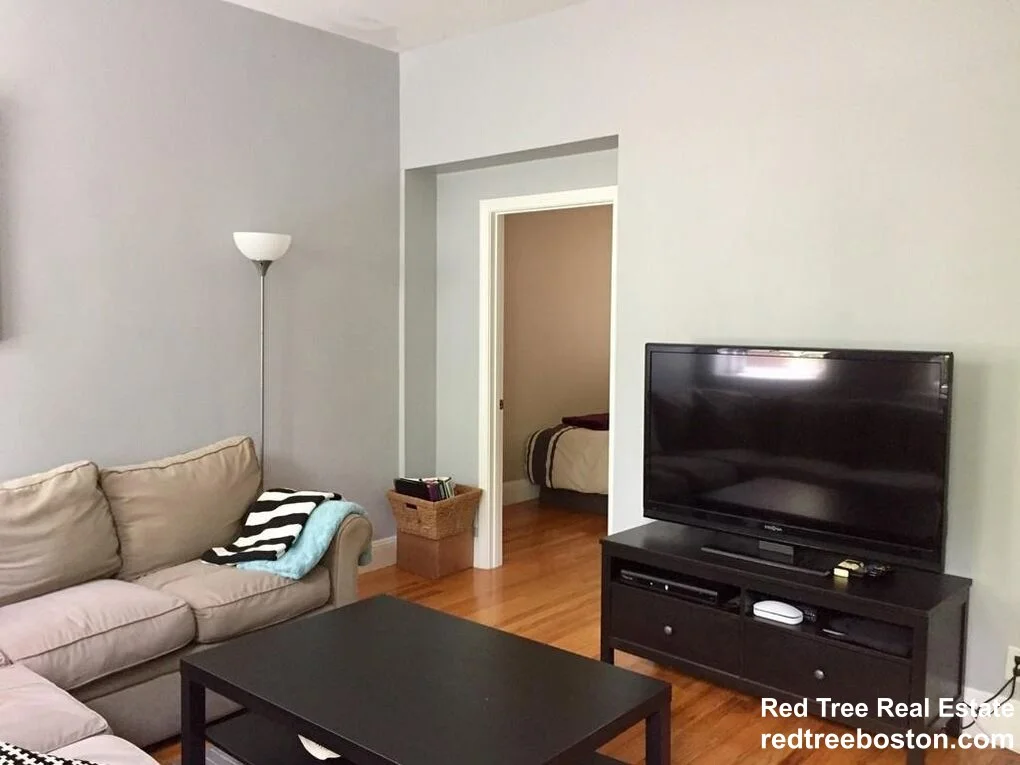 1 bed, 1 bath apartment for rent at 2001 Commonwealth Ave Unit 1, Brighton — photo 11 of 13