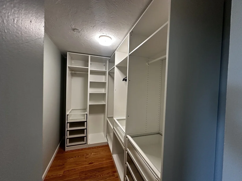 2 bed, 2 bath apartment for rent at 2001 Marina Dr Unit 104, Quincy — photo 6 of 9