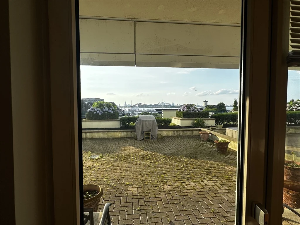2 bed, 2 bath apartment for rent at 2001 Marina Dr Unit 104, Quincy — photo 9 of 9