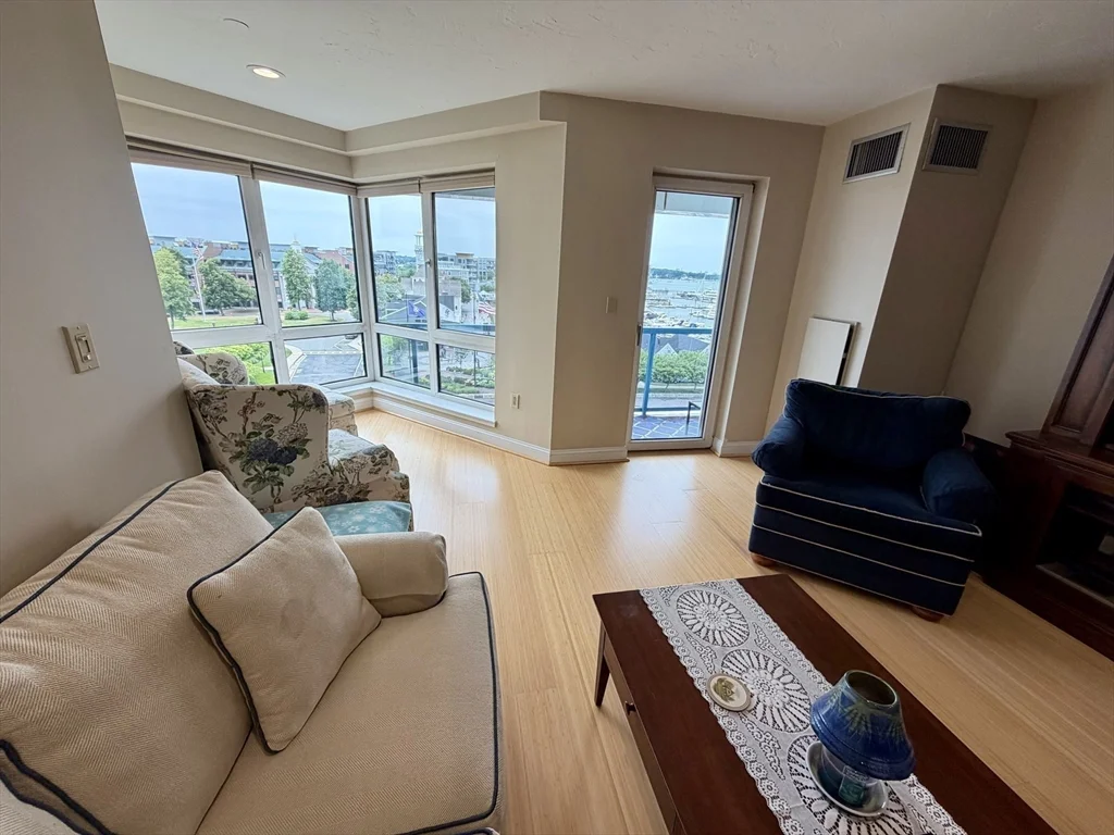 2 bed, 2 bath apartment for rent at 2001 Marina Dr Unit 410, Marina Bay — photo 8 of 42