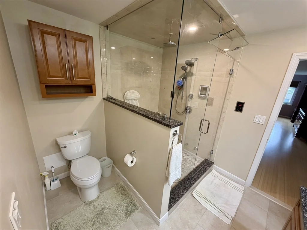 2 bed, 2 bath apartment for rent at 2001 Marina Dr Unit 410, Marina Bay — photo 25 of 42