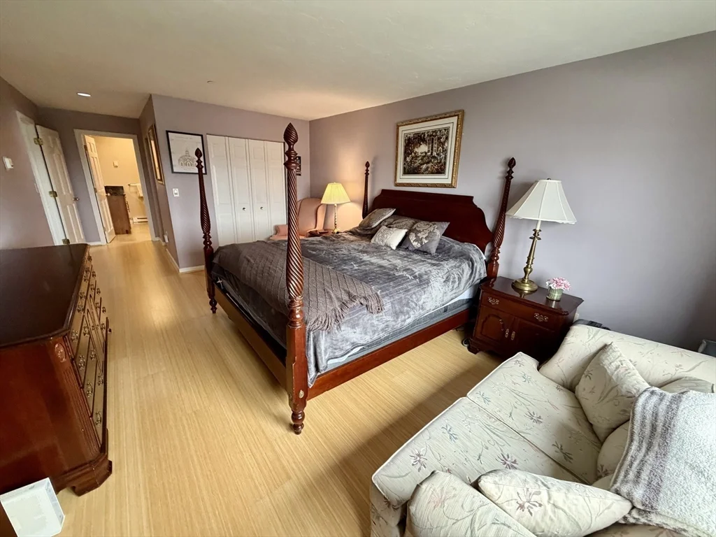 2 bed, 2 bath apartment for rent at 2001 Marina Dr Unit 410, Marina Bay — photo 31 of 42