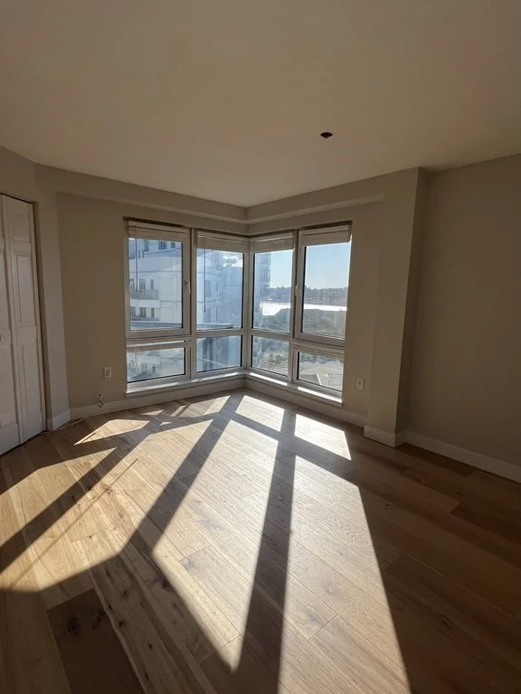 2 bed, 1 bath apartment for rent at 2001 Marina Dr Unit 708, Quincy — photo 3 of 16