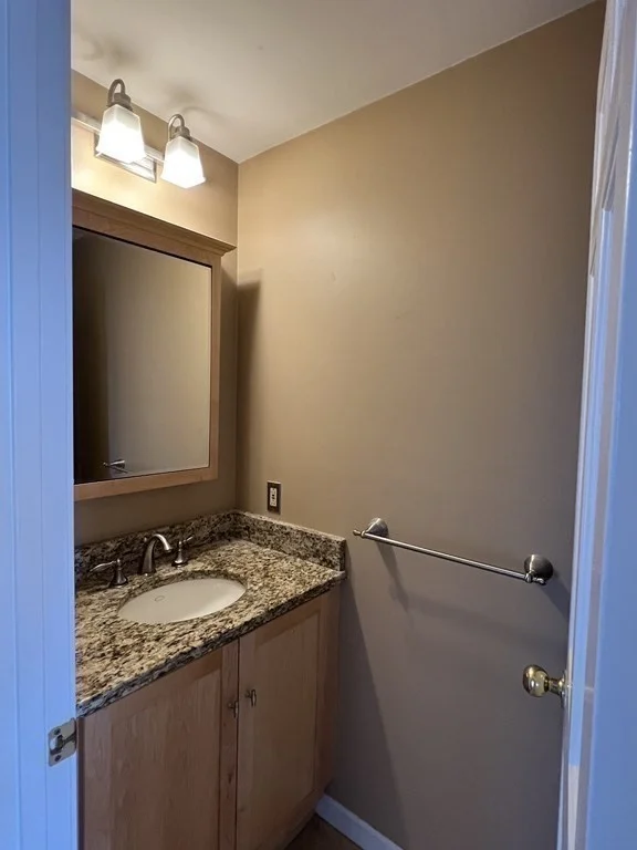 2 bed, 1 bath apartment for rent at 2001 Marina Dr Unit 708, Quincy — photo 12 of 16