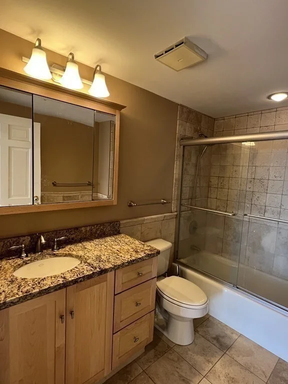 2 bed, 1 bath apartment for rent at 2001 Marina Dr Unit 708, Quincy — photo 7 of 16