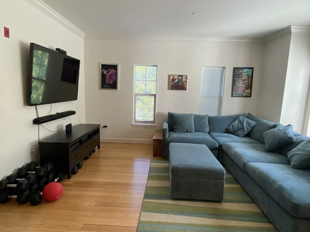 3 bed, 3 bath apartment for rent at 2001 Symmes Circle, Arlington — photo 10 of 34