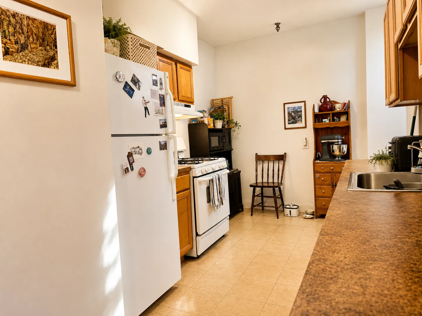 1 bed, 1 bath apartment for rent at 2003 Commonwealth Ave Unit 18, Brighton