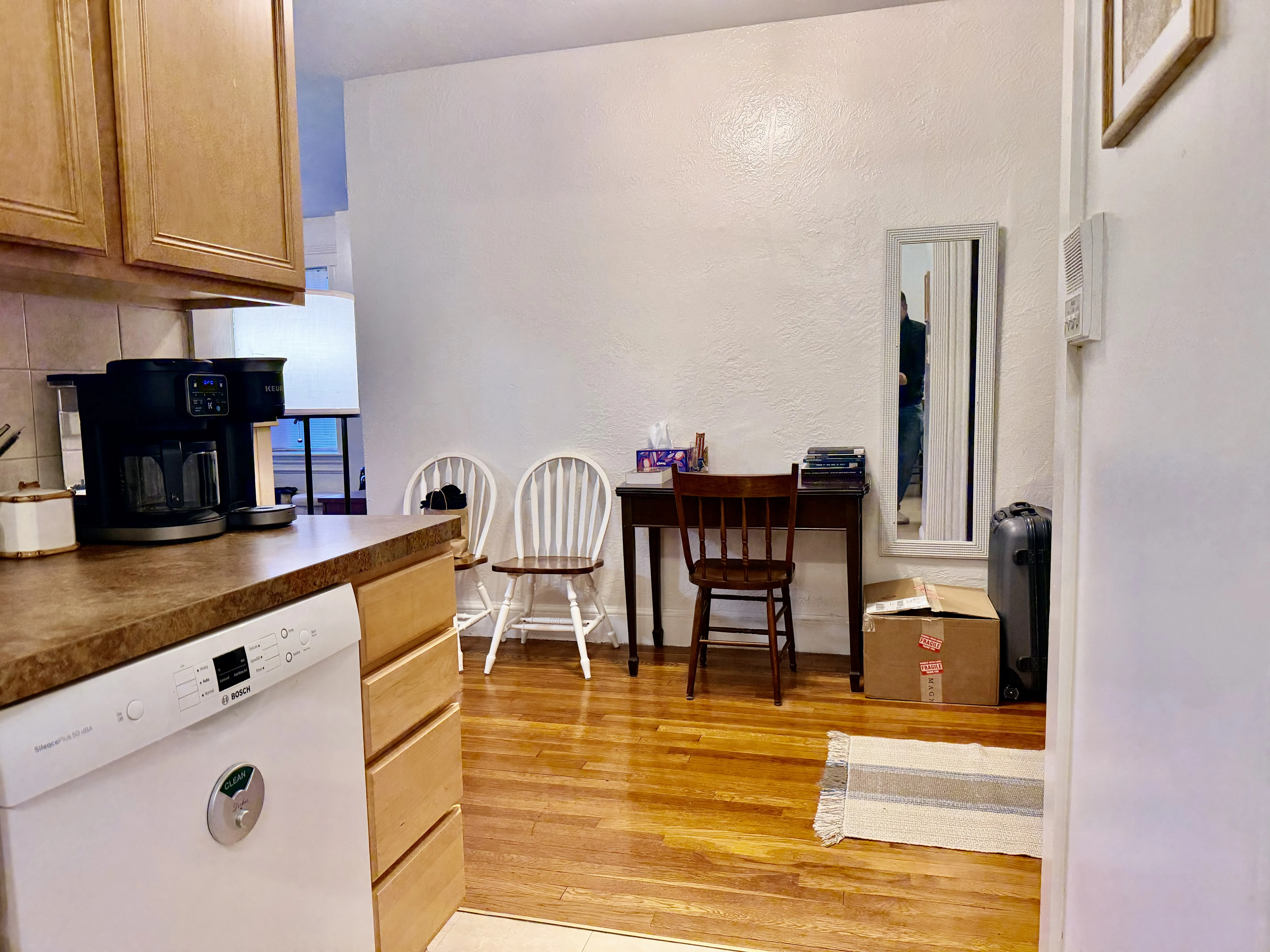 1 bed, 1 bath apartment for rent at 2003 Commonwealth Ave Unit 18, Brighton — photo 3 of 11