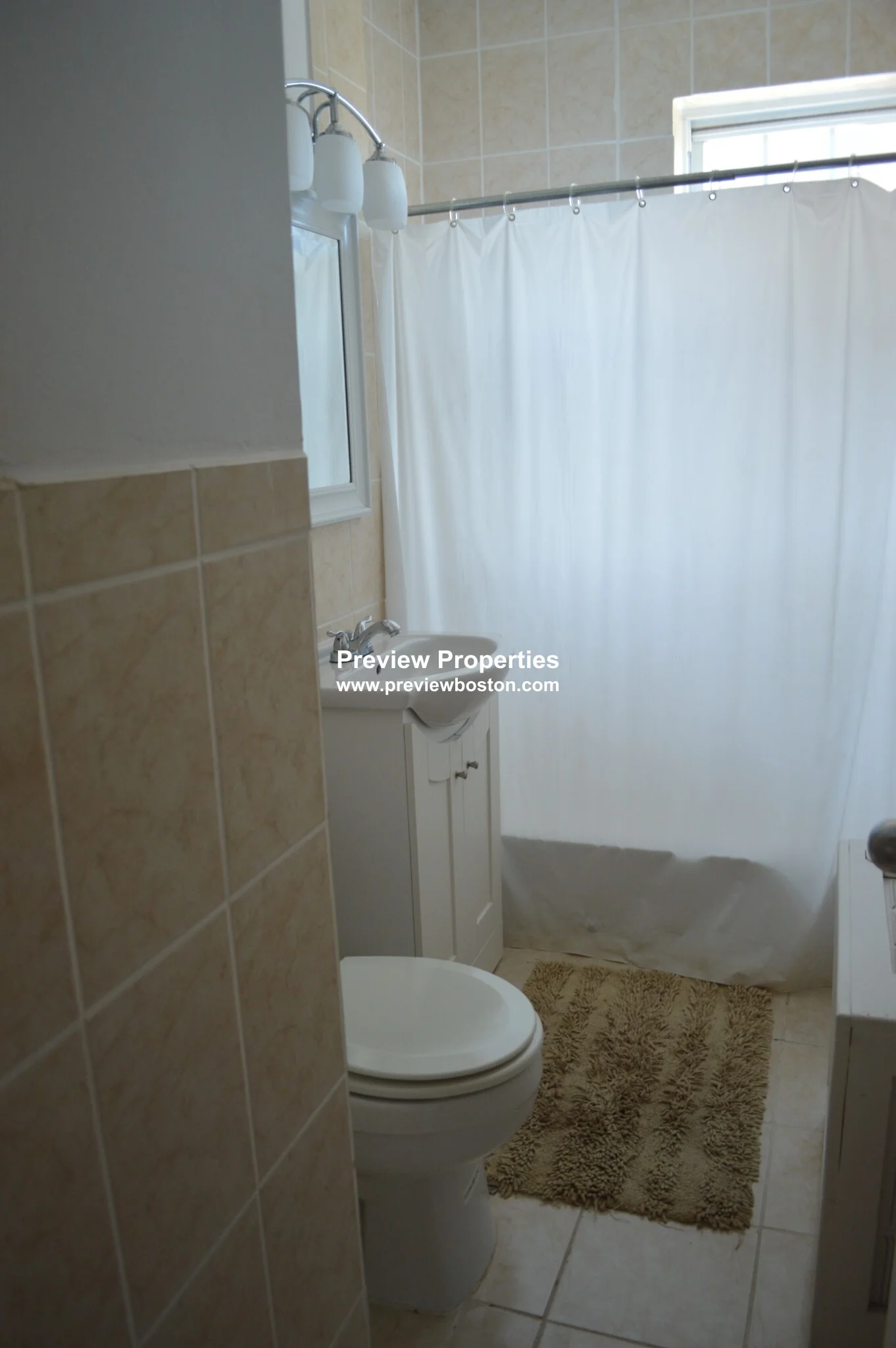 3 bed, 1 bath apartment for rent at 2003 Commonwealth Ave Unit 32P, Brighton — photo 5 of 5