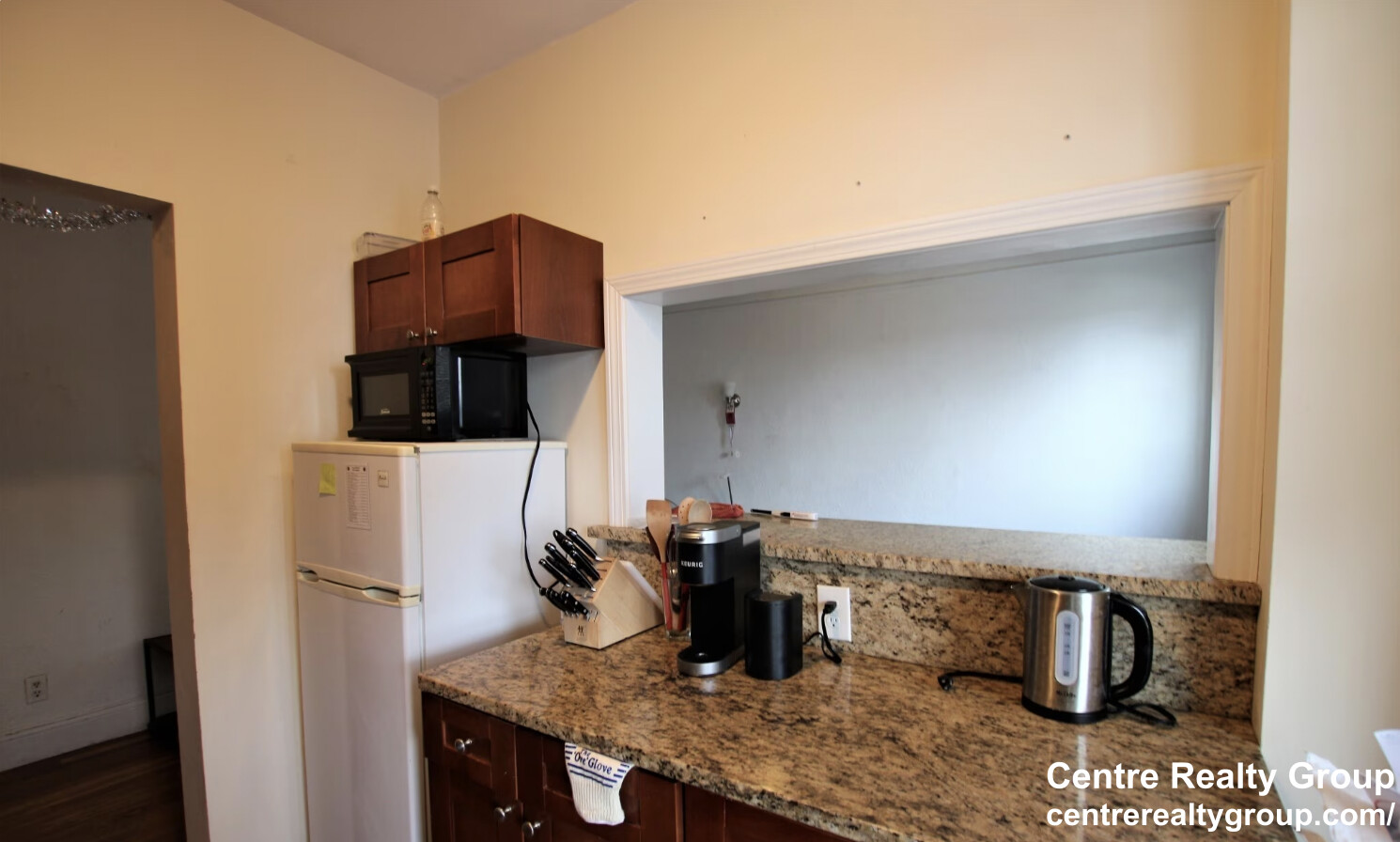 1 bed, 1 bath apartment for rent at 2003 Commonwealth Ave Unit 9SUMMERSUBLET, Brighton — photo 5 of 8