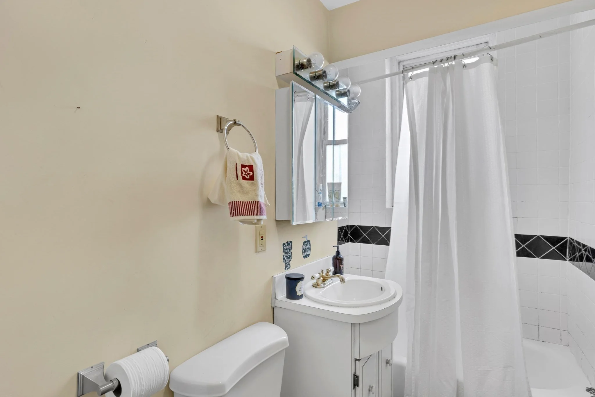 1 bed, 1 bath apartment for rent at 2003 Commonwealth Unit 3, Brighton — photo 8 of 8