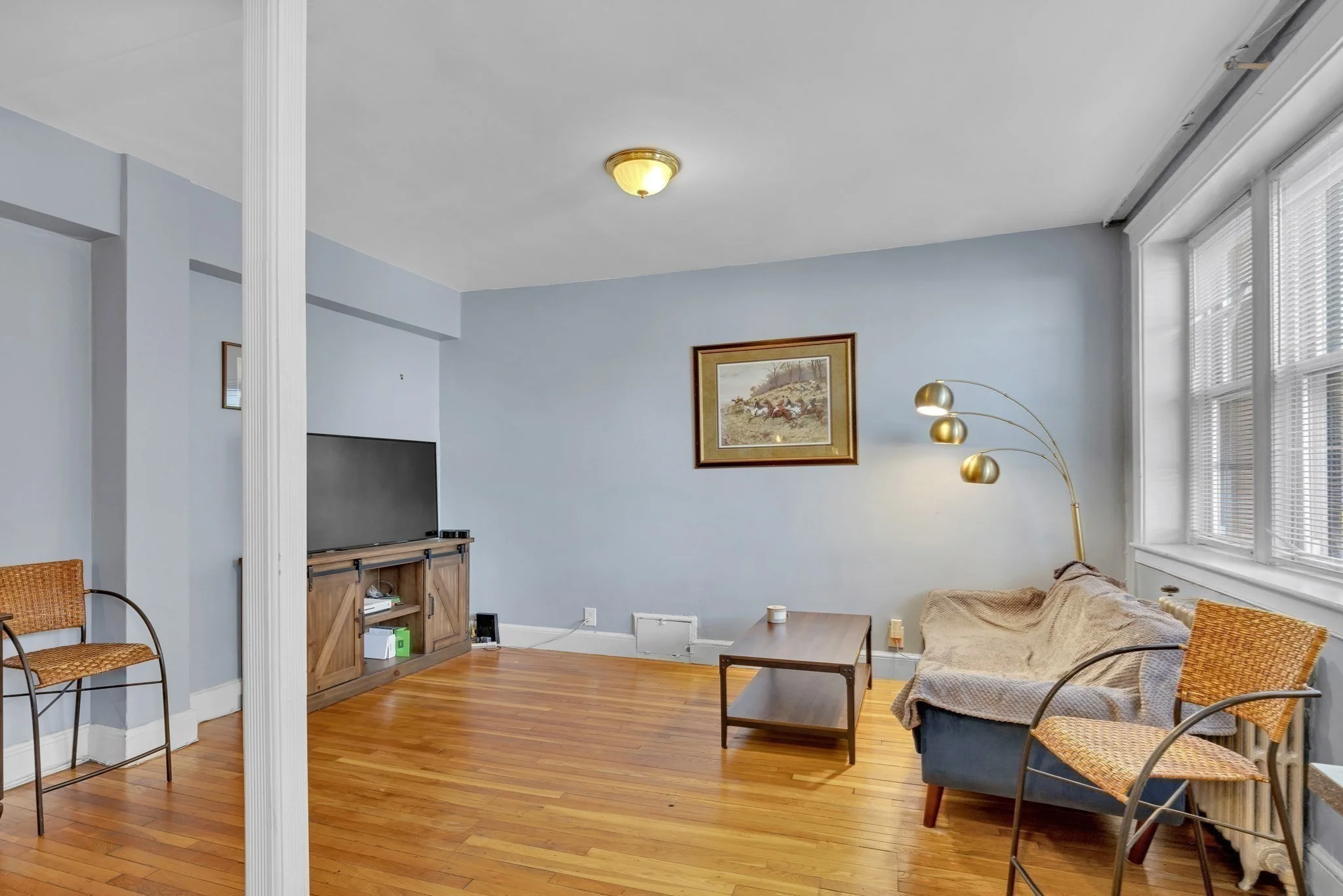 1 bed, 1 bath apartment for rent at 2003 Commonwealth Unit 3, Brighton — photo 3 of 8