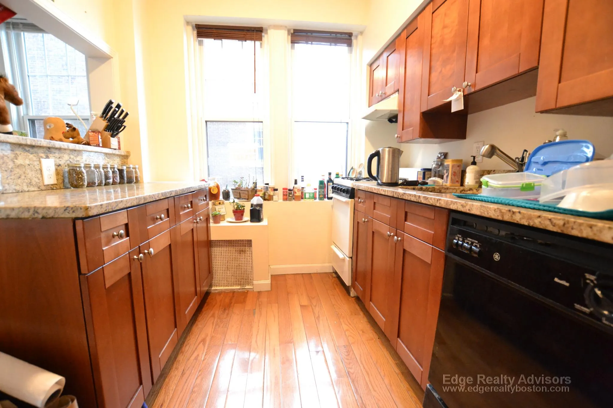 1 bed, 1 bath apartment for rent at 2005 Commonwealth Ave Unit 9, Brighton — photo 1 of 7