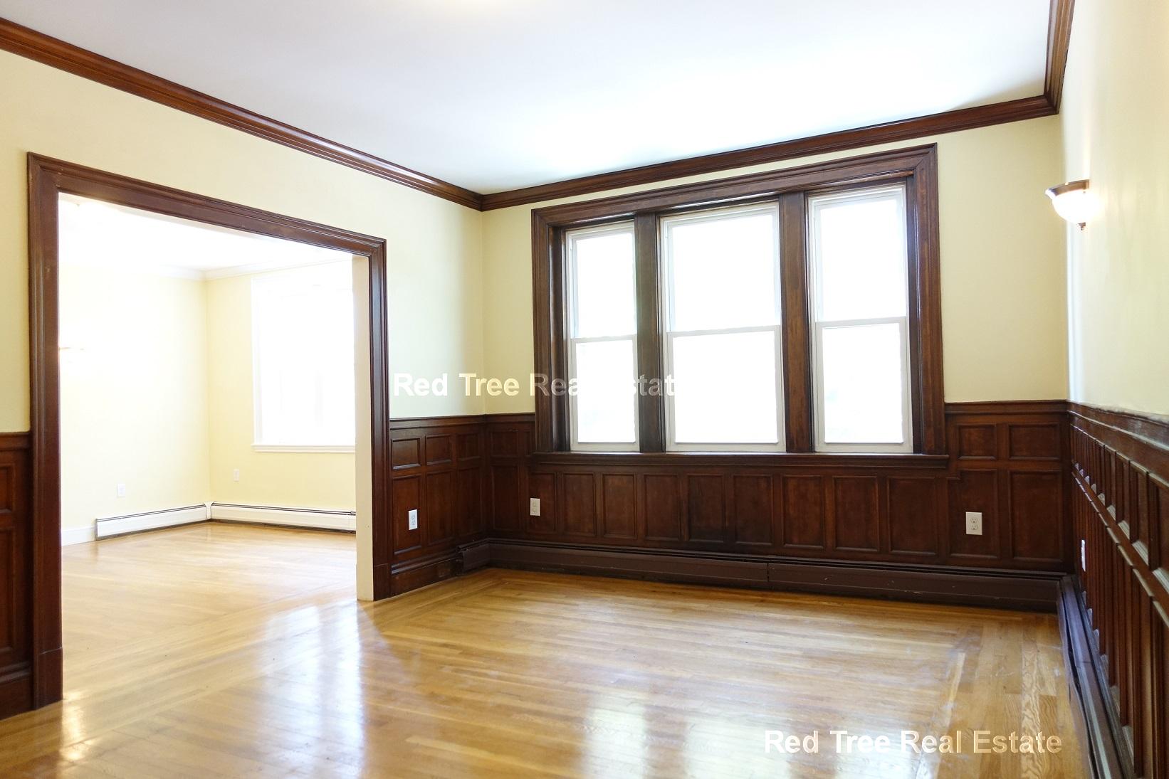 3 bed, 2 bath apartment for rent at 2009 Commonwealth Ave Unit 2, Brighton — photo 5 of 21