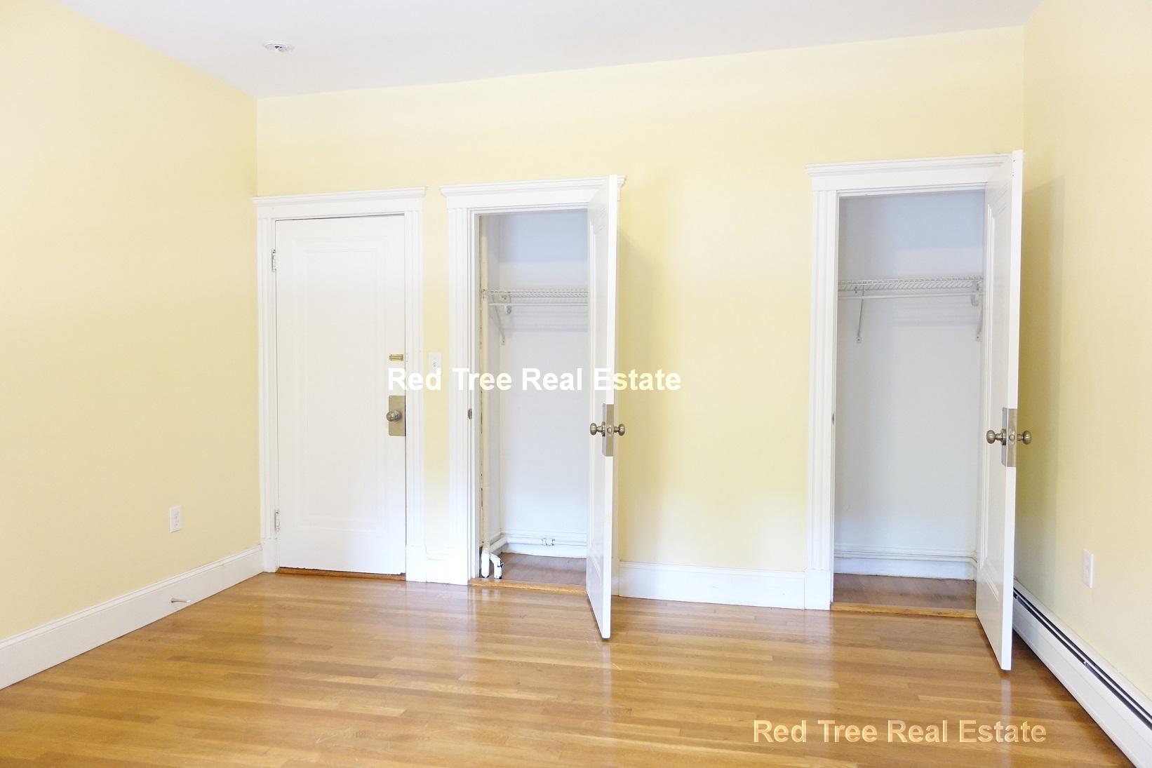 3 bed, 2 bath apartment for rent at 2009 Commonwealth Ave Unit 2, Brighton — photo 10 of 21