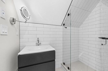 5 bed, 4+ bath apartment for rent at 201.5 Lakeview Ave, West Cambridge — photo 21 of 33