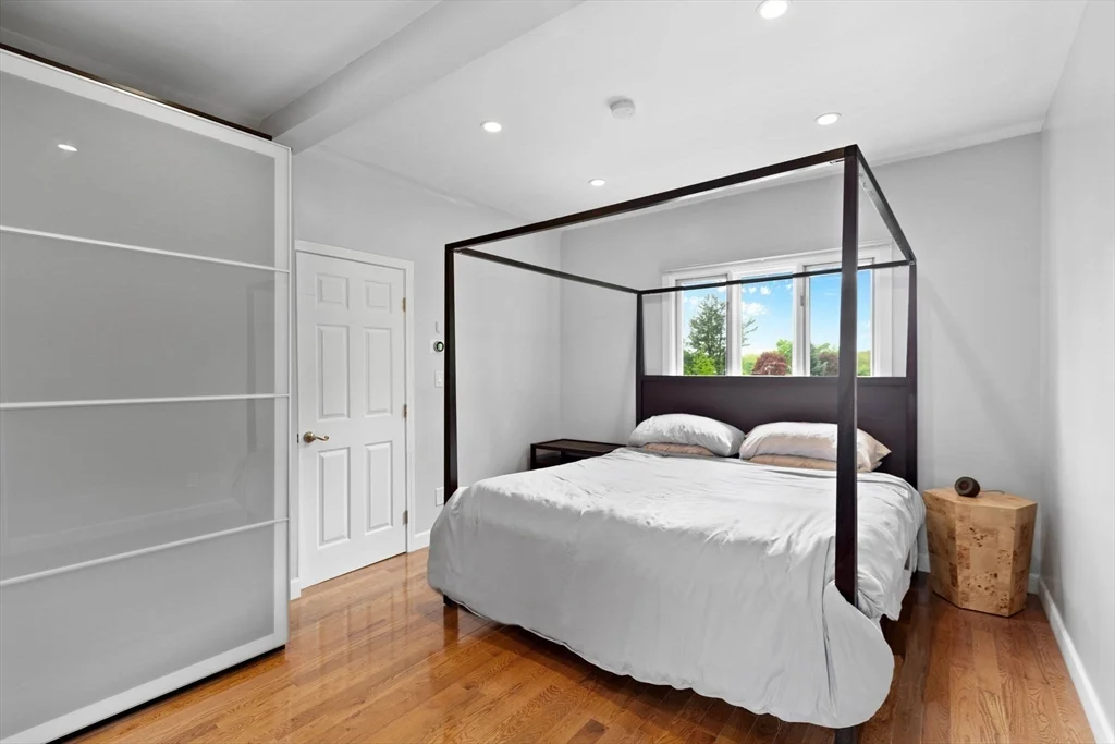 5 bed, 3 bath apartment for rent at 201 Adams St, Endicott — photo 13 of 31