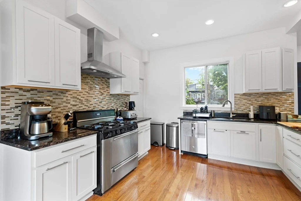 5 bed, 3 bath apartment for rent at 201 Adams St, Endicott — photo 2 of 31
