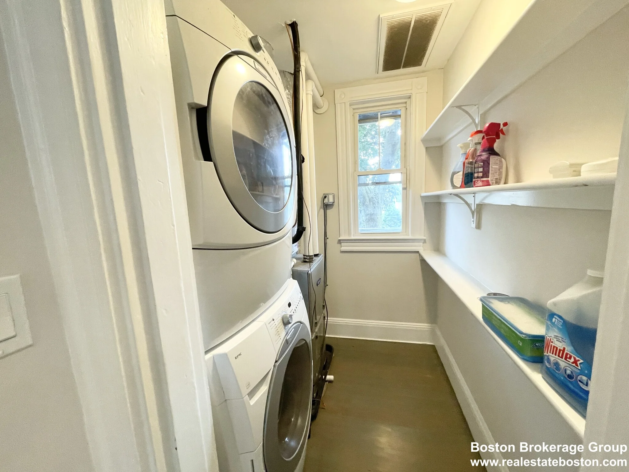 4 bed, 2 bath apartment for rent at 201 East Cottage St Unit 2, Dorchester — photo 10 of 10