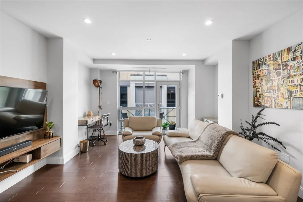 2 bed, 2 bath apartment for rent at 201 Elliott St Unit 409, Beverly — photo 8 of 36
