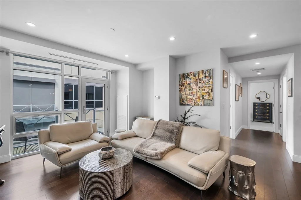 2 bed, 2 bath apartment for rent at 201 Elliott St Unit 409, Beverly — photo 11 of 36